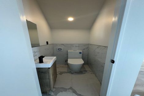 Photo of property in 707 Massey Road, Mangere, Auckland, 2022