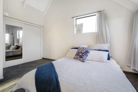 Photo of property in 2/10 Nortons Road, Avonhead, Christchurch, 8042