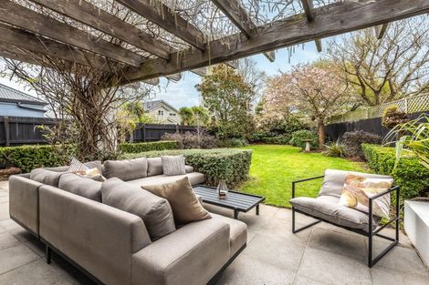 Photo of property in 95 Jeffreys Road, Strowan, Christchurch, 8052