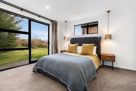 Photo of property in 7 Kerrera Lane, Jacks Point, Queenstown, 9371