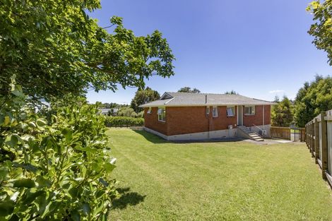 Photo of property in 1 Wirihana Road, Titirangi, Auckland, 0602