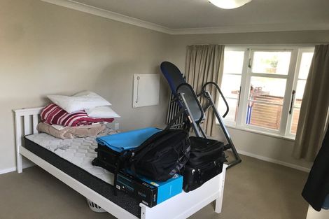 Photo of property in 135 Miramar Avenue, Miramar, Wellington, 6022