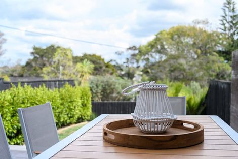 Photo of property in 19b Tawa Road, Te Atatu Peninsula, Auckland, 0610