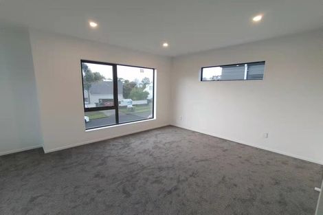 Photo of property in 36b Marendellas Drive, Bucklands Beach, Auckland, 2014