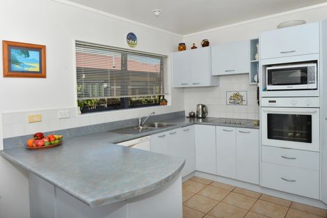 Photo of property in 16 Simons Street, Kensington, Whangarei, 0112