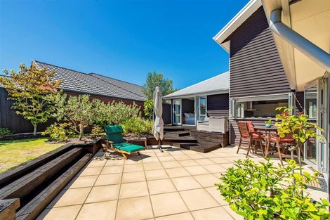 Photo of property in 38 Titirangi Crescent, Parklands, Christchurch, 8083