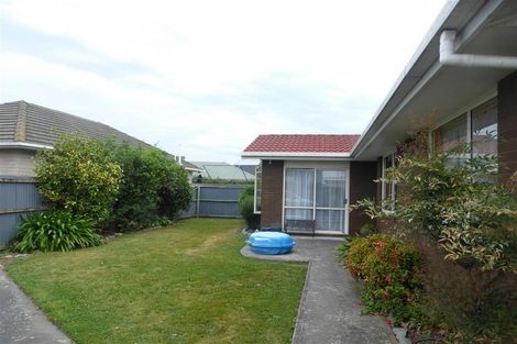 Photo of property in 2/47 Santa Rosa Avenue, Halswell, Christchurch, 8025