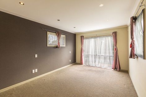 Photo of property in 13a Cambridge Terrace, Taradale, Napier, 4112