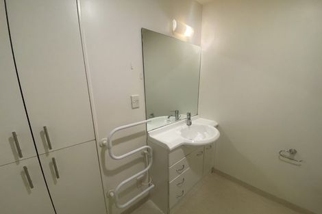 Photo of property in Gilmer Terrace Car Park, 213/9 Gilmer Terrace, Wellington Central, Wellington, 6011