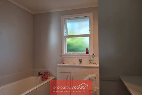 Photo of property in 5 Pembroke Street, Westown, New Plymouth, 4310