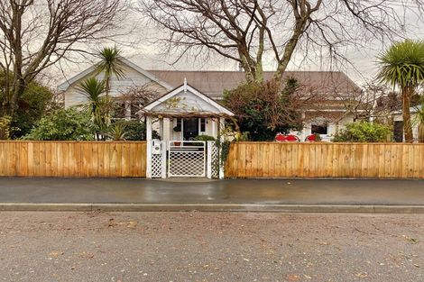 Photo of property in 1 Tyne Street, Carterton, 5713