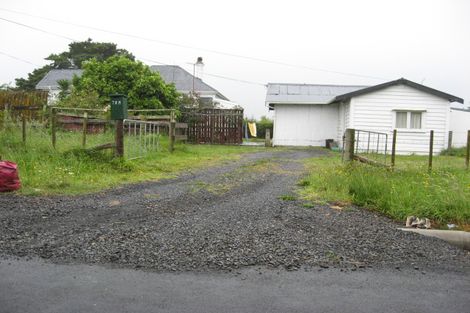 Photo of property in 28 Waihoehoe Road, Drury, 2113