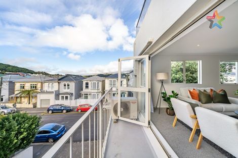 Photo of property in Mcfarlane Mews, 7/2 Mcfarlane Street, Mount Victoria, Wellington, 6011