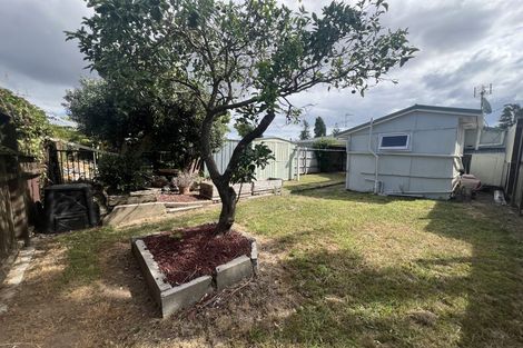 Photo of property in 17 Pandora Place, Pakuranga, Auckland, 2010