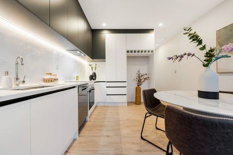 Photo of property in 1/14 Sabot Place, Massey, Auckland, 0614