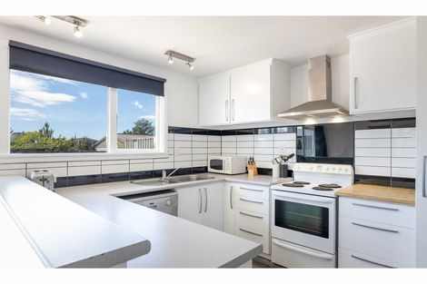 Photo of property in 6 Bush Street, Rangiora, 7400