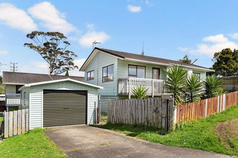 Photo of property in 49 Meadowvale Rise, Titirangi, Auckland, 0604