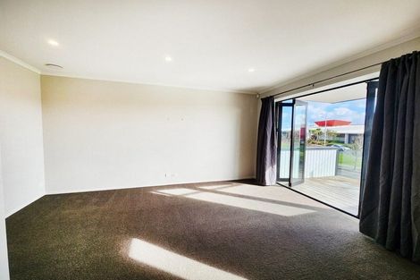 Photo of property in 3/7 Uku Lane, Hobsonville, Auckland, 0616