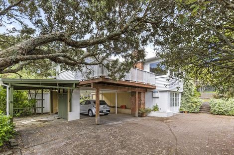 Photo of property in 4 Longfellow Parade, Glen Eden, Auckland, 0604