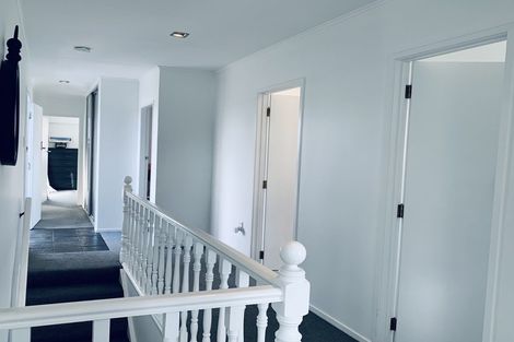 Photo of property in 43 Russleigh Drive, Dinsdale, Hamilton, 3204