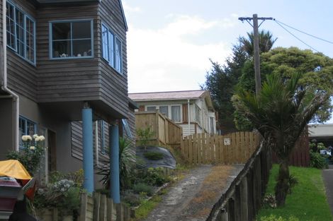 Photo of property in 10a Lewis Street, Blockhouse Bay, Auckland, 0600