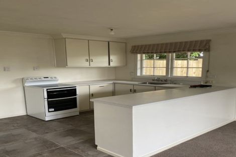 Photo of property in 1 Marnane Terrace, St Andrews, Hamilton, 3200