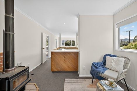Photo of property in 420 Marine Drive, Charteris Bay, Lyttelton, 8971