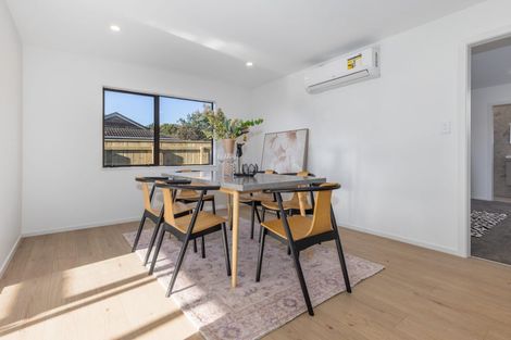 Photo of property in 102 Langdale Avenue, Paraparaumu, 5032