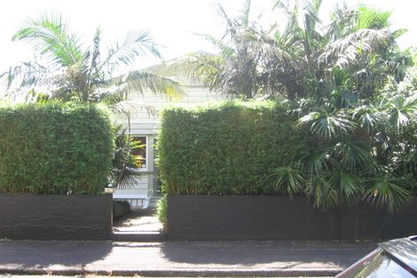 Photo of property in 46 Church Street, Devonport, Auckland, 0624