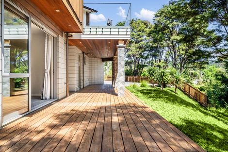 Photo of property in 293b Titirangi Road, Titirangi, Auckland, 0604
