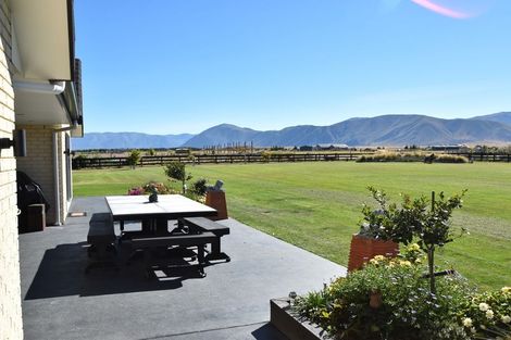 Photo of property in 4 The Drive, Twizel, 7999