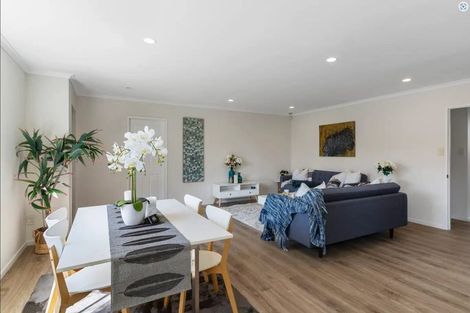 Photo of property in 23 Piriti Place, Weymouth, Auckland, 2103