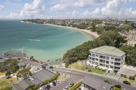 Photo of property in 1/7 The Promenade, Takapuna, Auckland, 0622
