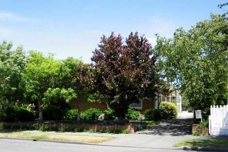 Photo of property in 19 Delaware Crescent, Russley, Christchurch, 8042