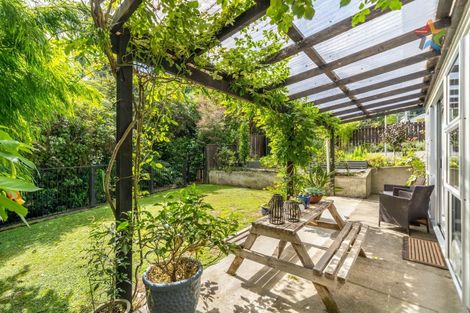 Photo of property in 115 Manuka Street, Stokes Valley, Lower Hutt, 5019