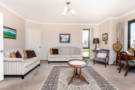 Photo of property in 35 Mcphee Street, Dannevirke, 4930