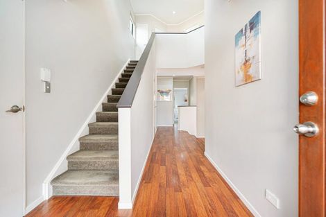 Photo of property in 19 Summerfield Lane, Albany, Auckland, 0632