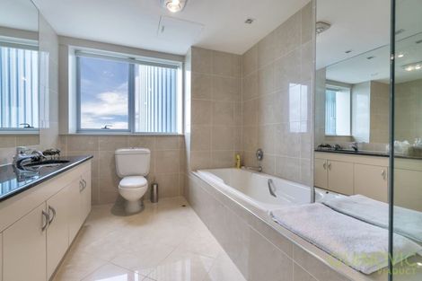 Photo of property in Shangri La Apartments, 5/97 Jervois Road, Herne Bay, Auckland, 1011