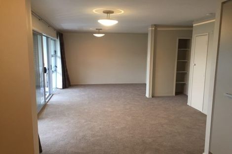 Photo of property in 2/103 Vauxhall Road, Narrow Neck, Auckland, 0624