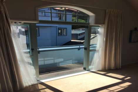 Photo of property in 7/93a Kelburn Parade, Kelburn, Wellington, 6012