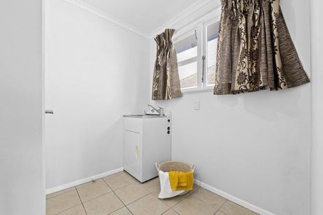 Photo of property in 19 Croall Crescent, St Andrews, Hamilton, 3200