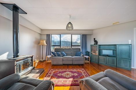 Photo of property in 54 Titiro Moana Road, Korokoro, Lower Hutt, 5012