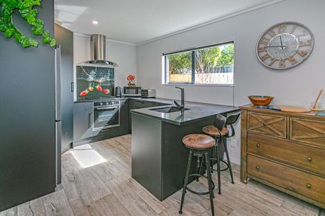 Photo of property in 40a Mako Avenue, Whiritoa, Whangamata, 3691