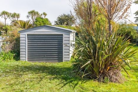 Photo of property in 173 Kahukura Avenue, Waitarere Beach, Levin, 5510