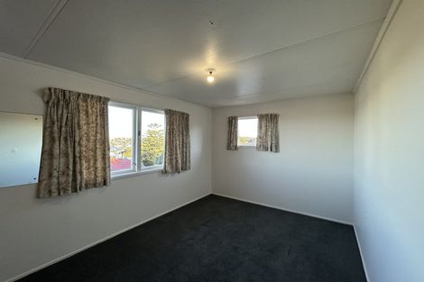 Photo of property in 23 Marcel Place, Glenfield, Auckland, 0629