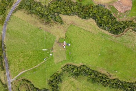 Photo of property in 718 Opunake Road, Cardiff, 4391