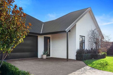 Photo of property in 32 Whincops Road, Halswell, Christchurch, 8025
