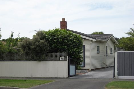 Photo of property in 54 Celia Street, Redcliffs, Christchurch, 8081