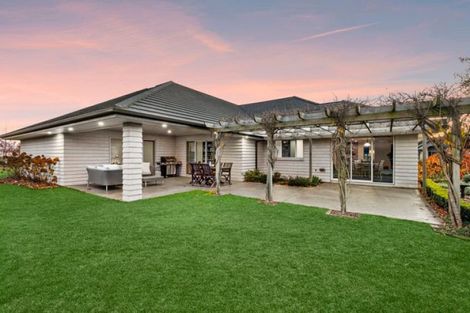 Photo of property in 49 Baxter Michael Crescent, Cambridge, 3434