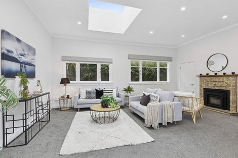 Photo of property in 17 Garfield Street, Brooklyn, Wellington, 6021